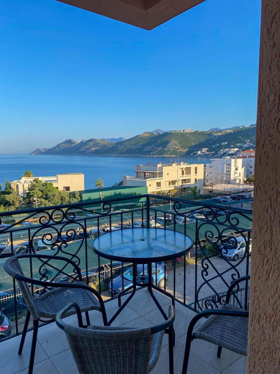 Appartamento a Dobra Voda, Montenegro, 78 m² - foto 1