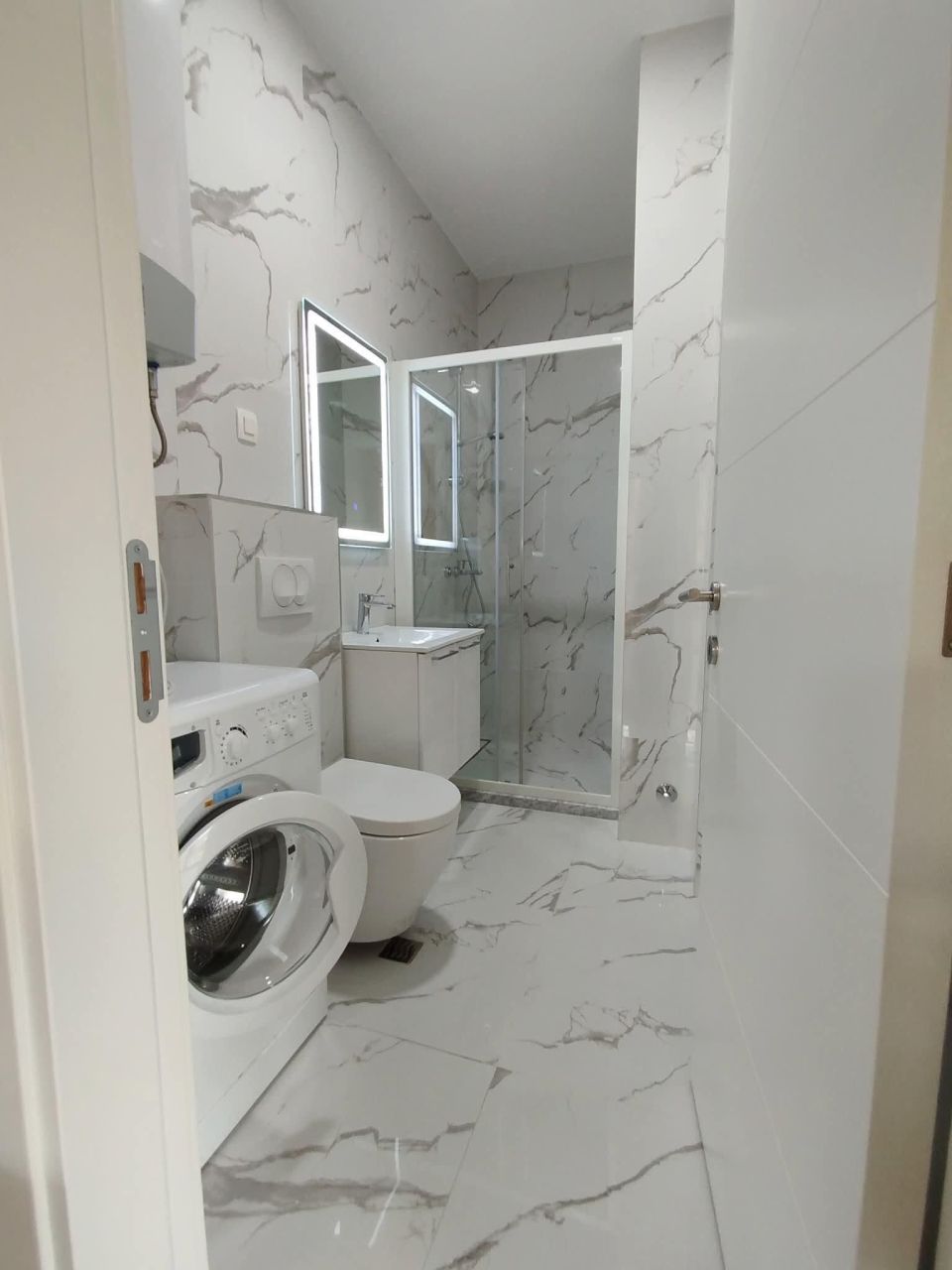 Flat in Bar, Montenegro, 34 m² - picture 5