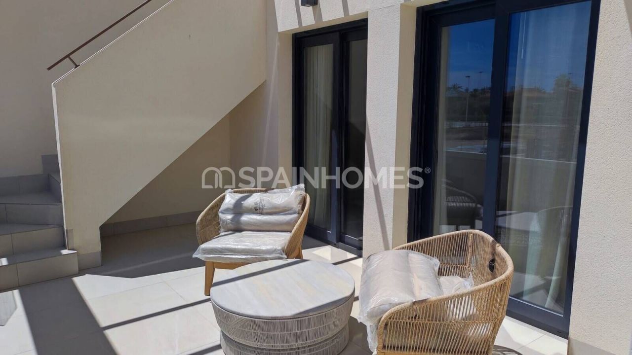 Penthouse in Torrevieja, Spain, 95 m² - picture 16