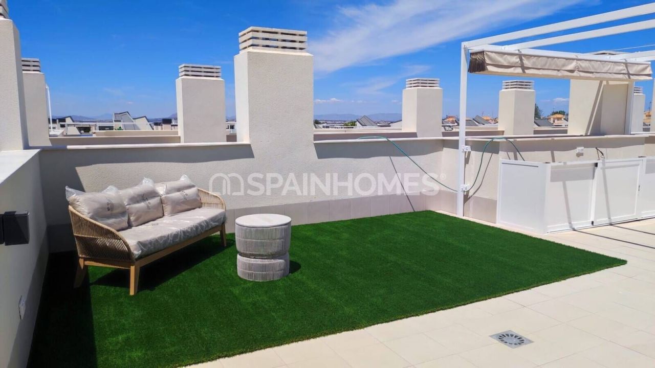 Penthouse in Torrevieja, Spain, 95 m² - picture 17
