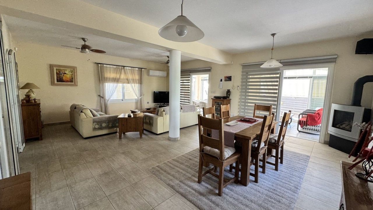 Villa en Pafos, Chipre, 152 m² - imagen 8