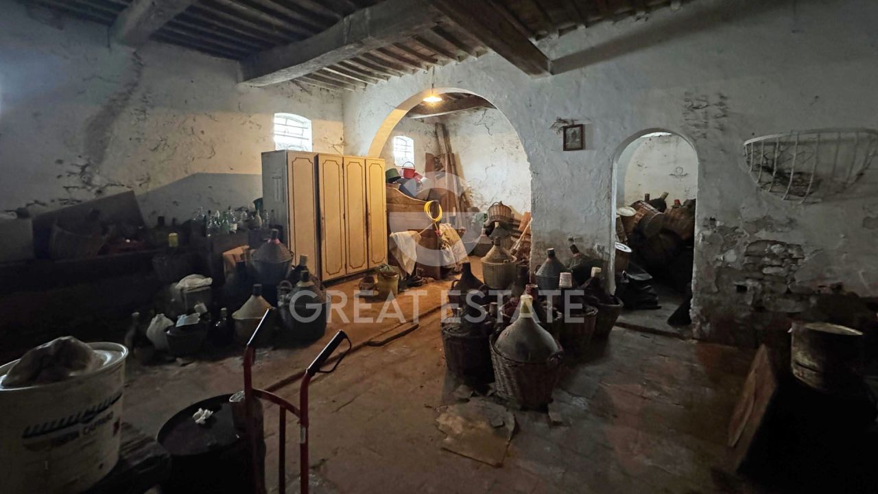 House San Casciano in Val di Pesa, Italy, 419.9 m² - picture 14