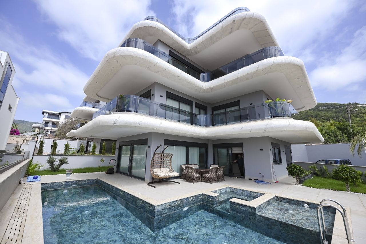 Villa à Alanya, Turquie, 400 m² - image 1