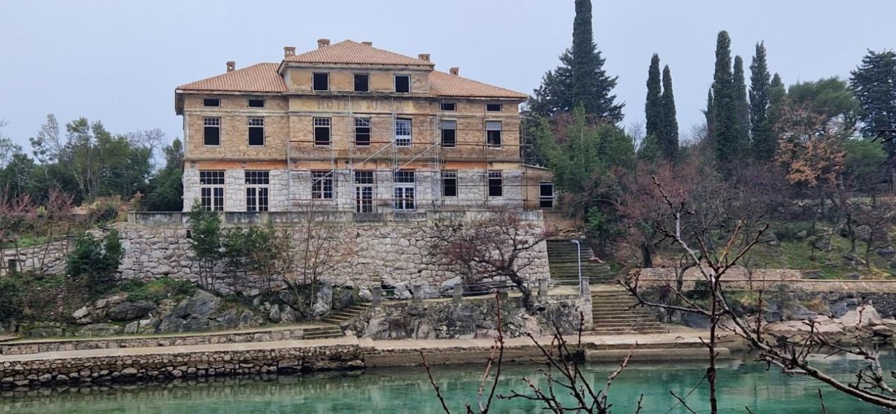 Hotel on Krk, Croatia - picture 2