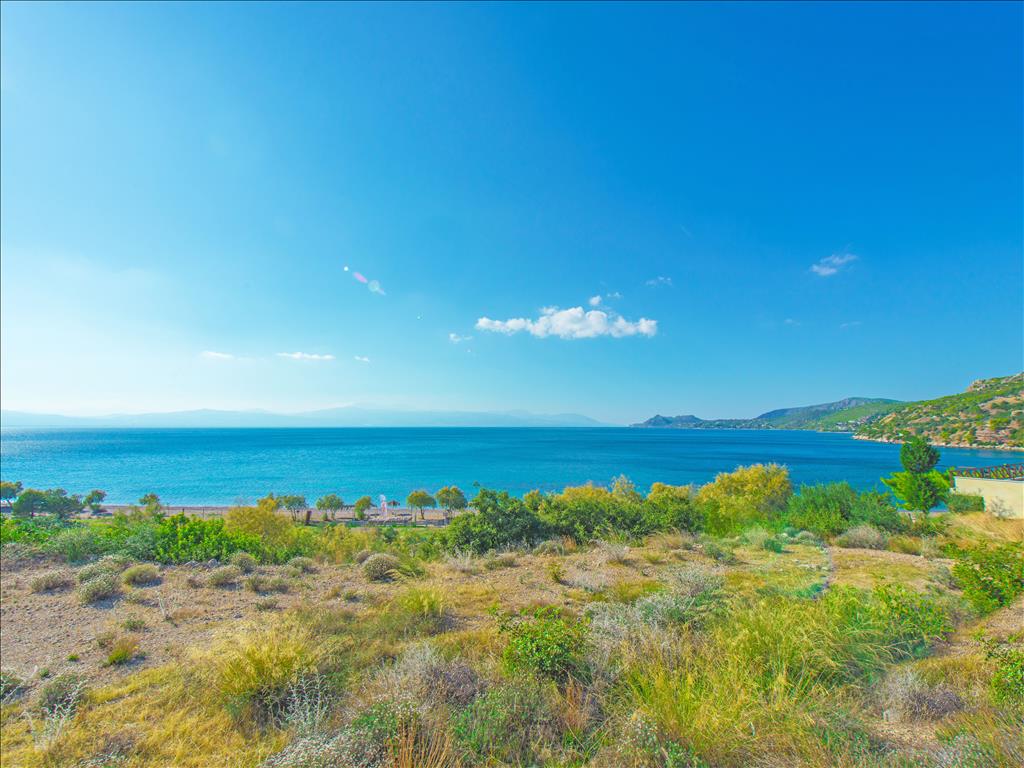 Grundstück in Loutraki, Griechenland, 1 321 m² - Foto 1