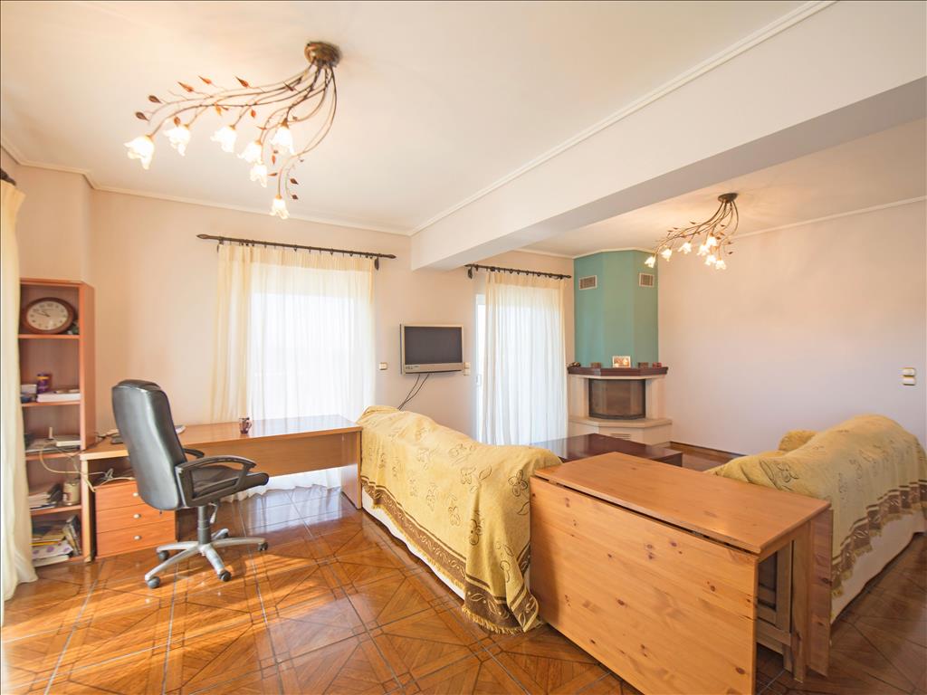 House in Loutraki, Greece, 293 m² - picture 2