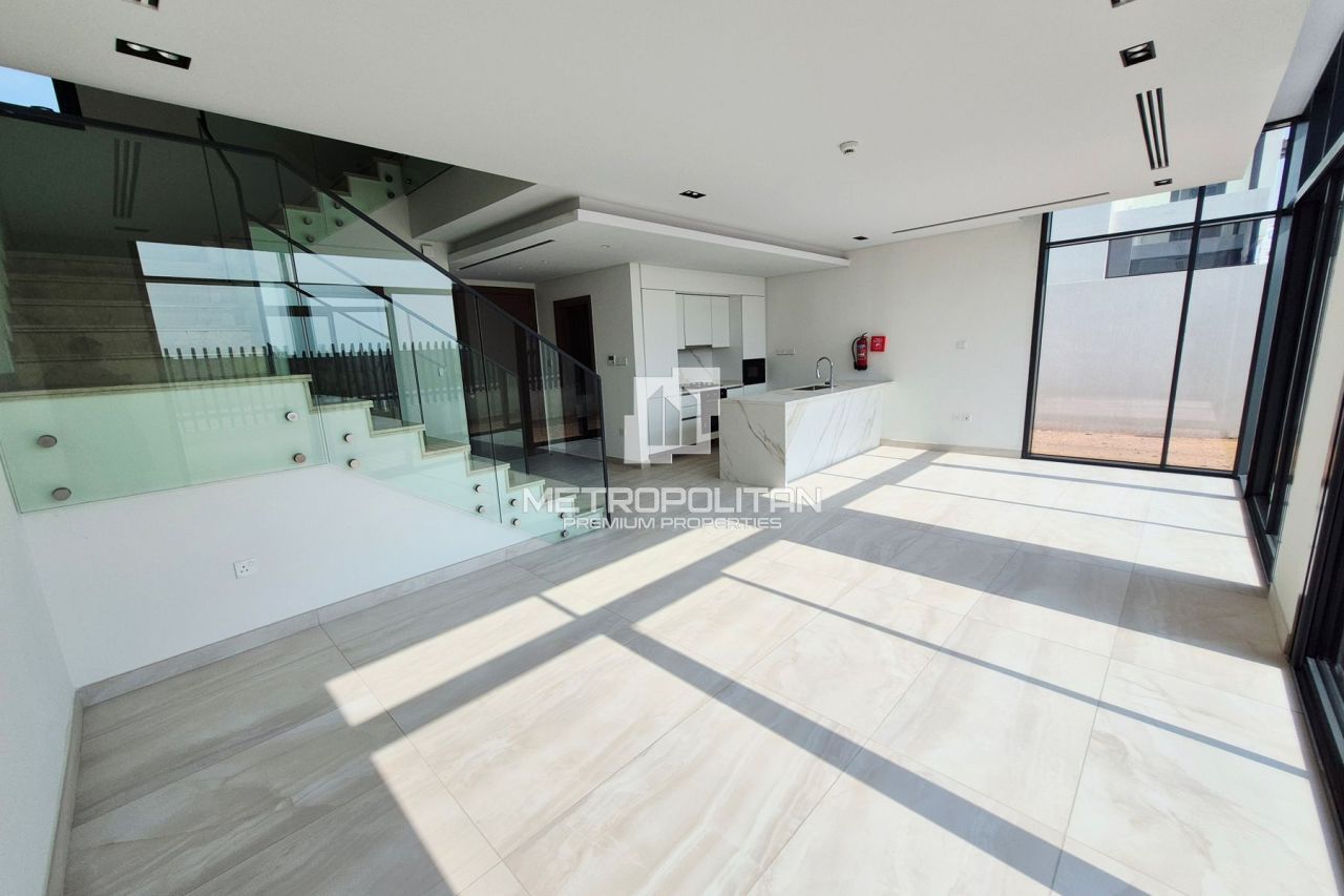 Townhouse in Ras al-Khaimah, UAE, 234 m² - picture 4