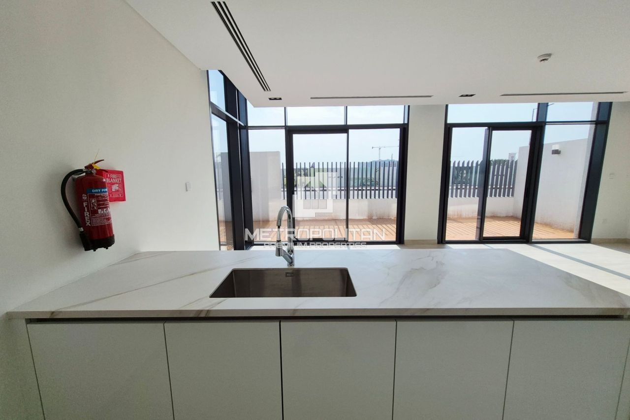 Townhouse in Ras al-Khaimah, UAE, 234 m² - picture 7