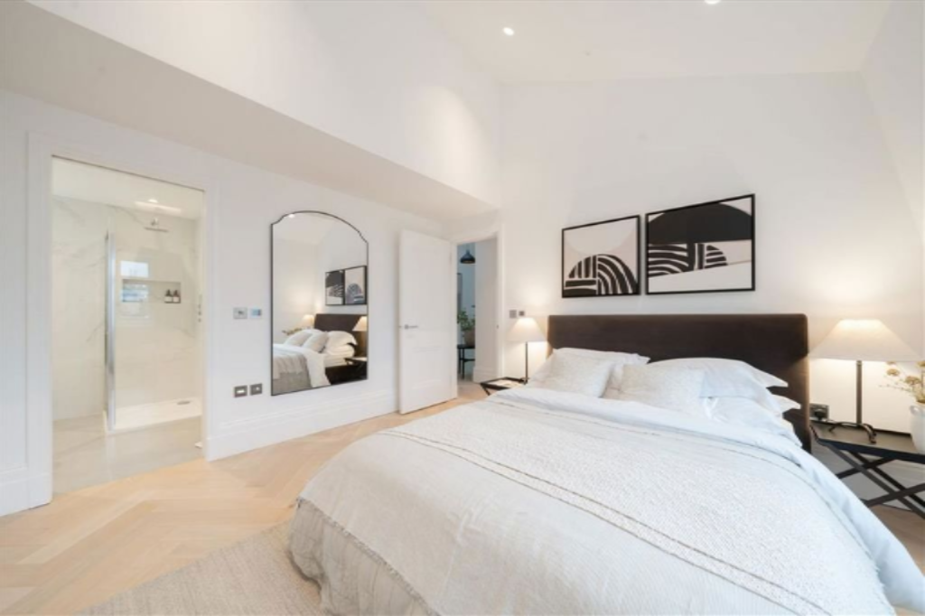 Wohnung in London, Großbritannien, 100 m² - Foto 1