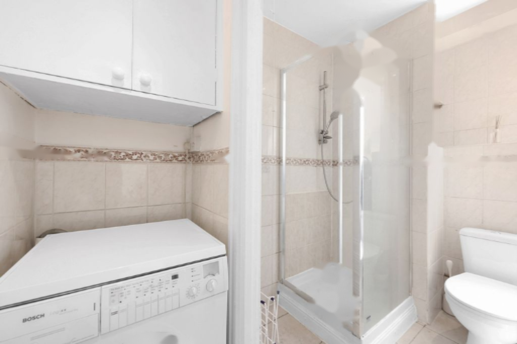 Flat in London, United Kingdom, 26 m² - picture 3