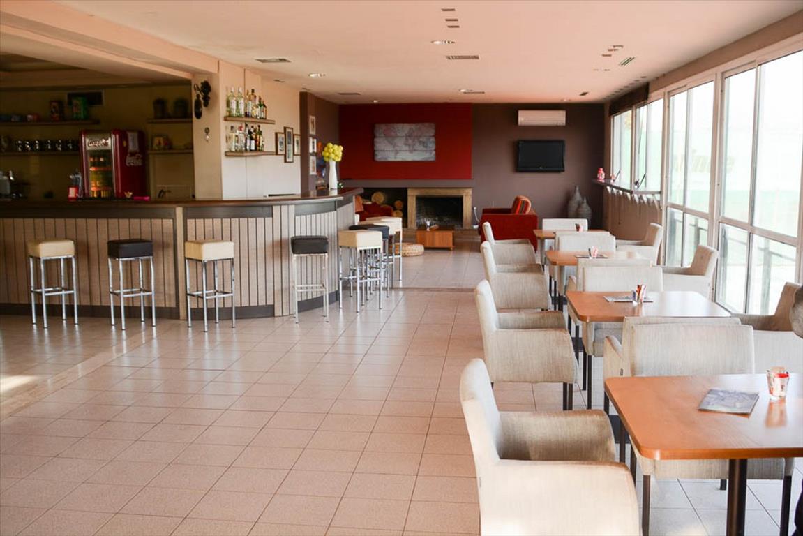 Biens commerciaux à Thessalonique, Grèce, 5 200 m² - image 9