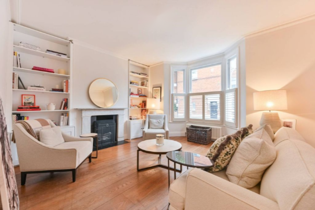 Flat in London, United Kingdom, 201 m² - picture 18