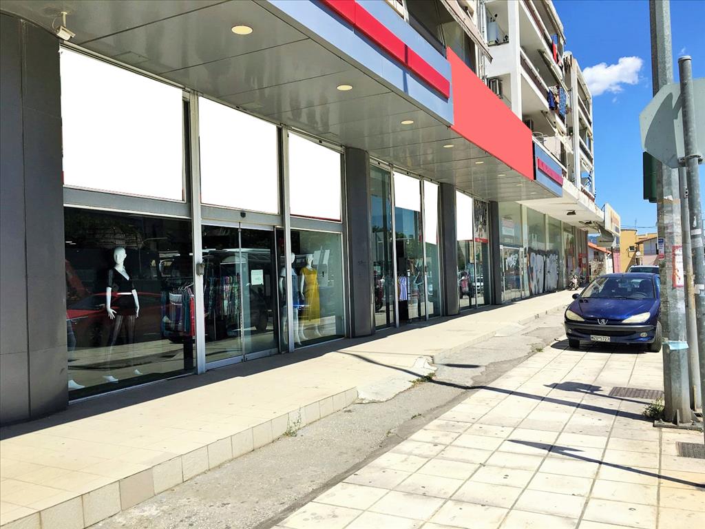 Propiedad comercial en Salónica, Grecia, 4 944 m² - imagen 1