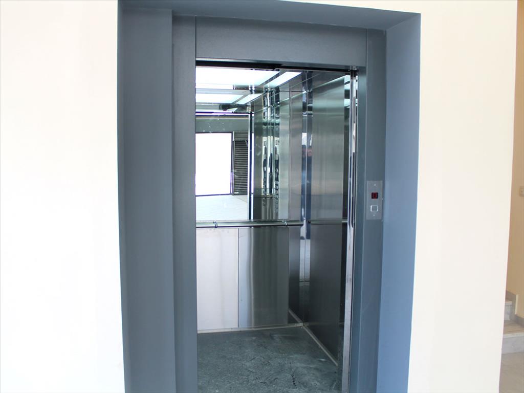 Propiedad comercial en Atenas, Grecia, 700 m² - imagen 5