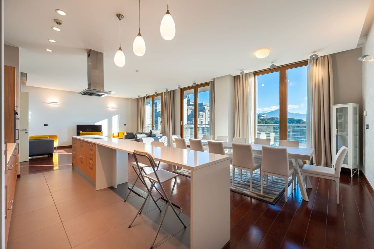 Apartment in Podgorica, Montenegro, 205 m² - picture 1