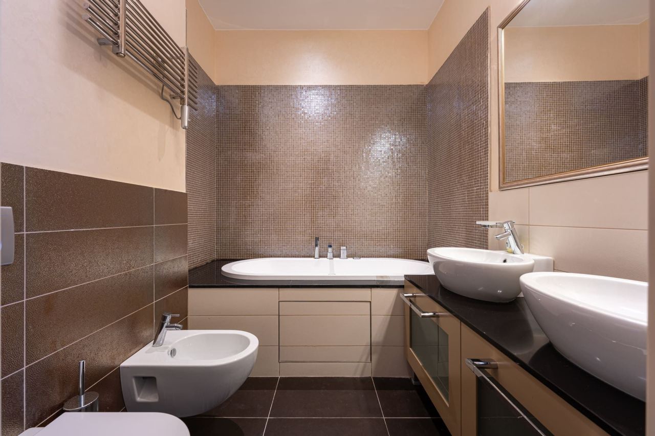 Apartment in Podgorica, Montenegro, 205 m² - picture 9