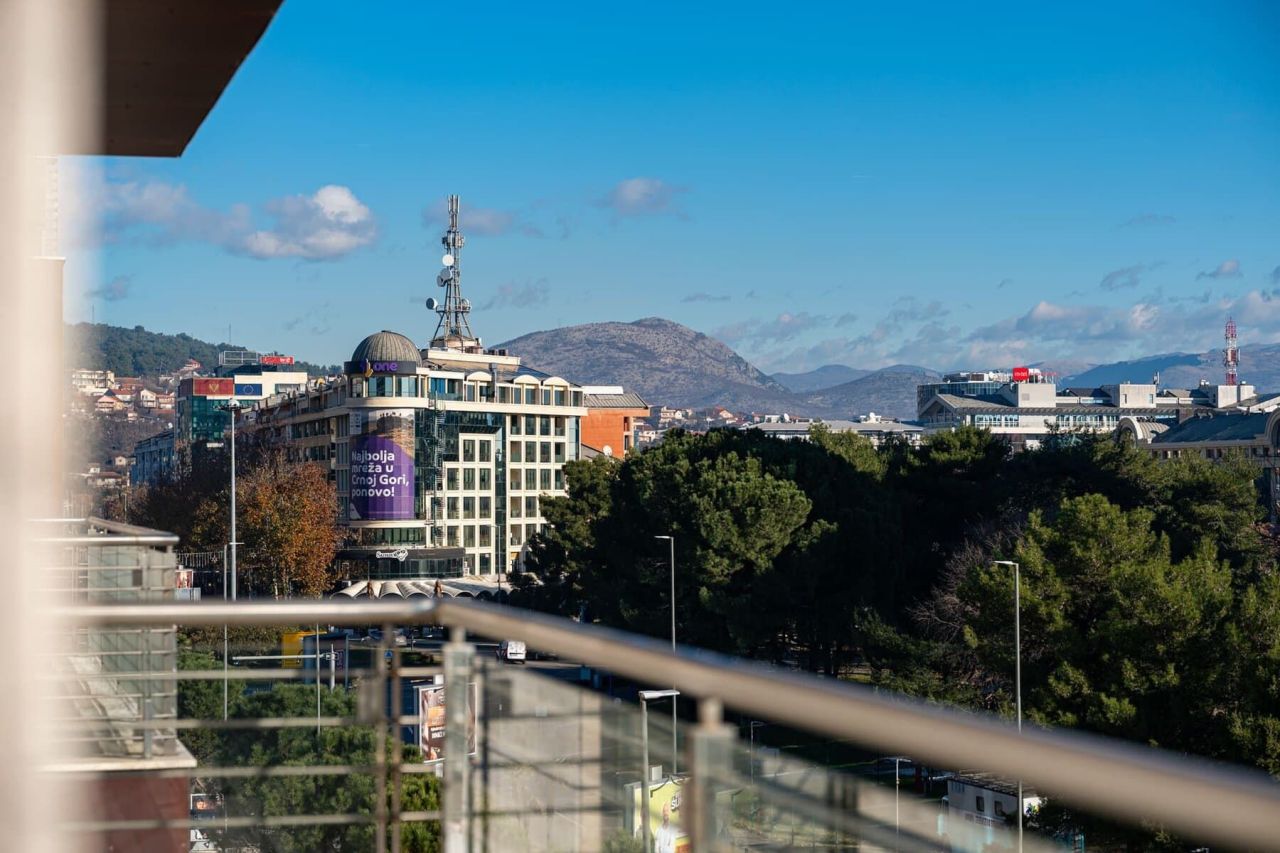 Apartment in Podgorica, Montenegro, 205 m² - picture 15