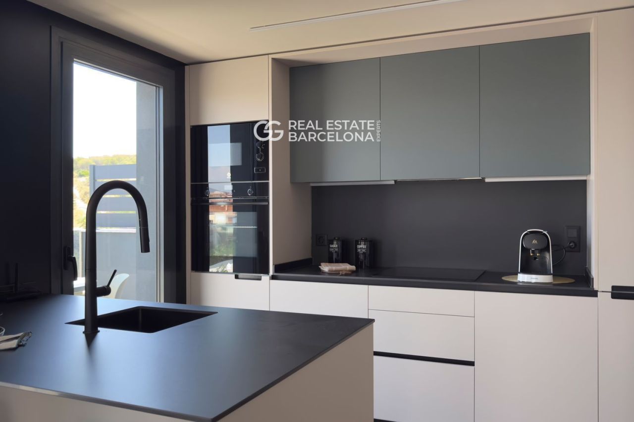 Piso Barcelona, Sant Boi de Llobregat, España, 77 m² - imagen 12