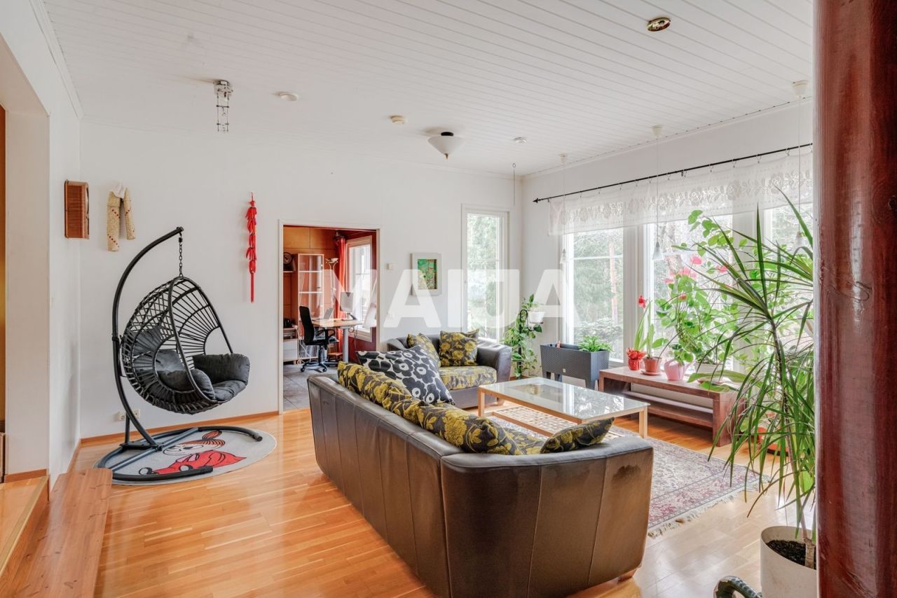 House in Riihimaki, Finland, 217 m² - picture 4