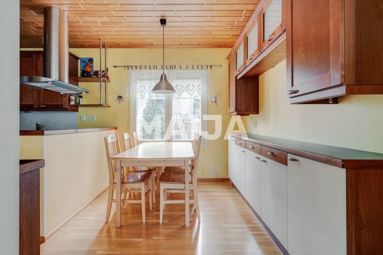 House in Riihimaki, Finland, 217 m² - picture 9