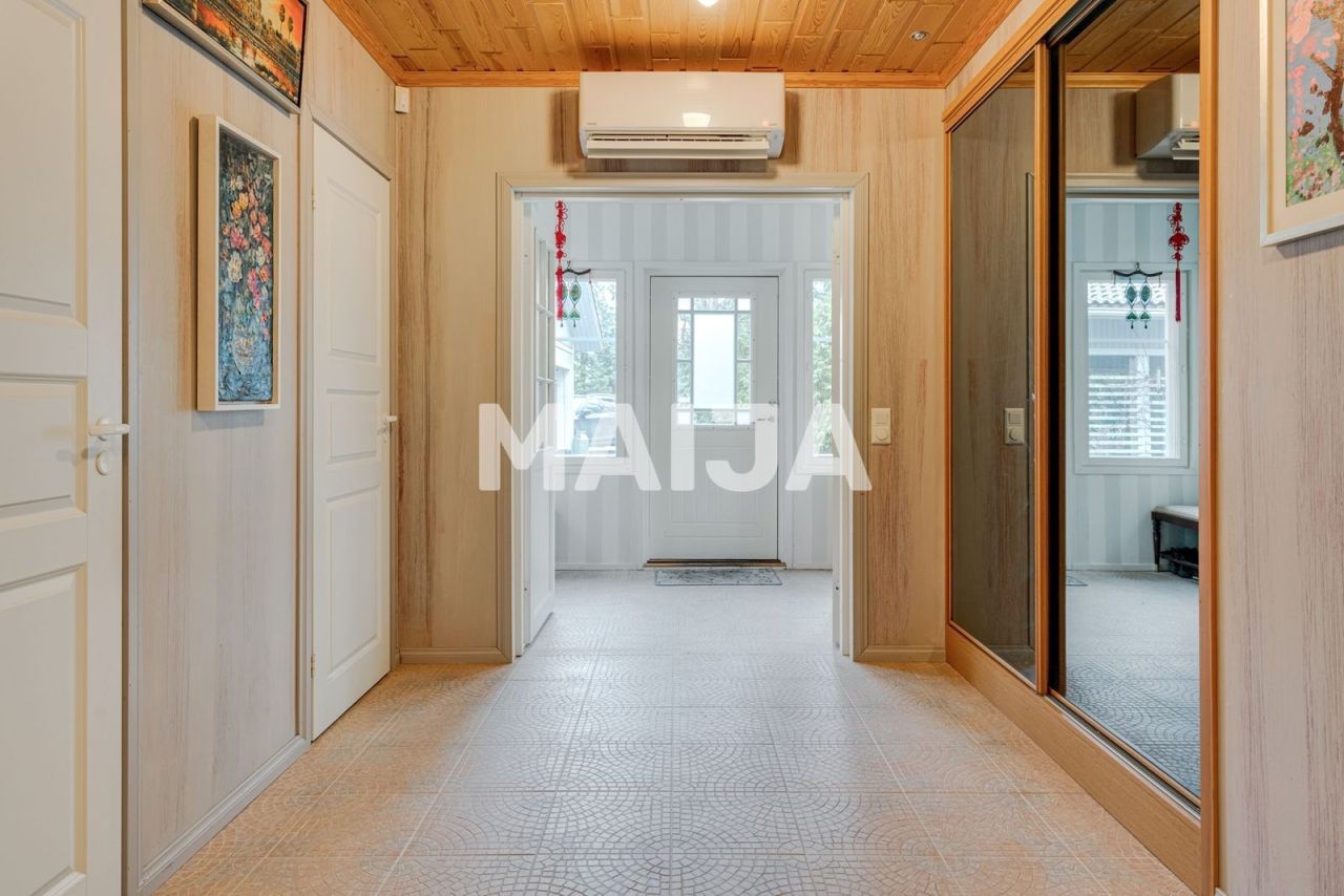 House in Riihimaki, Finland, 217 m² - picture 11