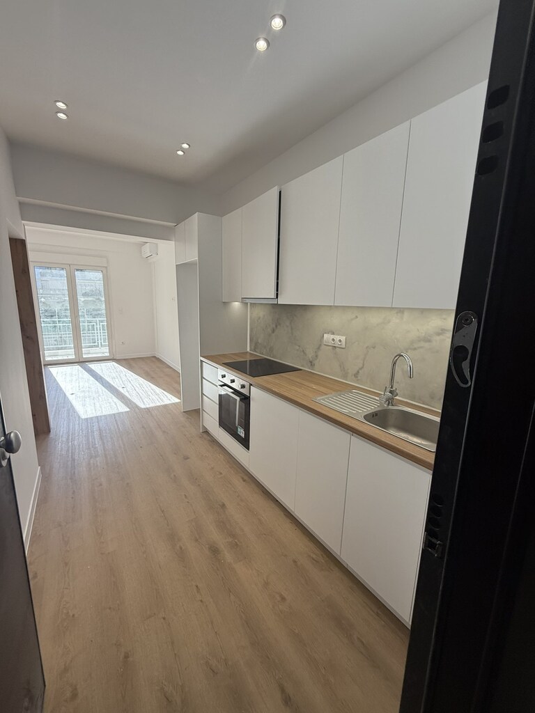 Flat in Athens, Greece, 49 m² - picture 2