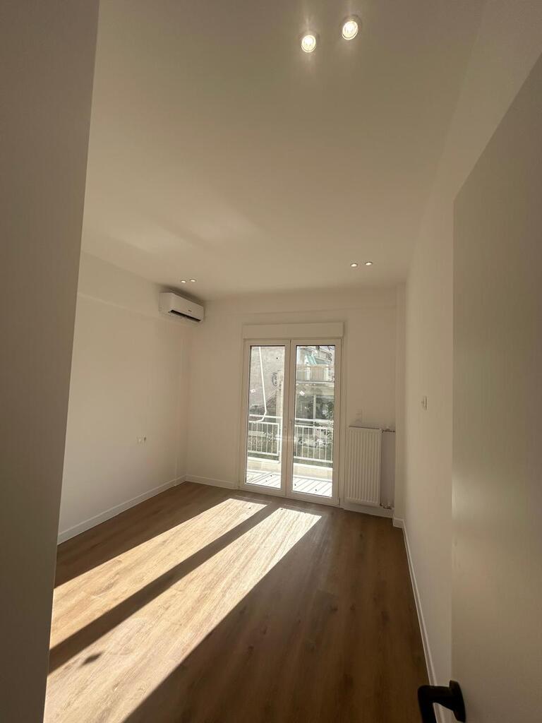 Flat in Athens, Greece, 49 m² - picture 7