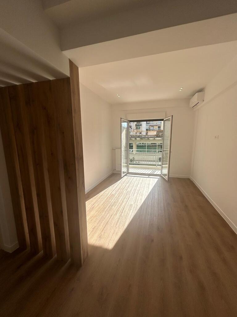 Flat in Athens, Greece, 49 m² - picture 9