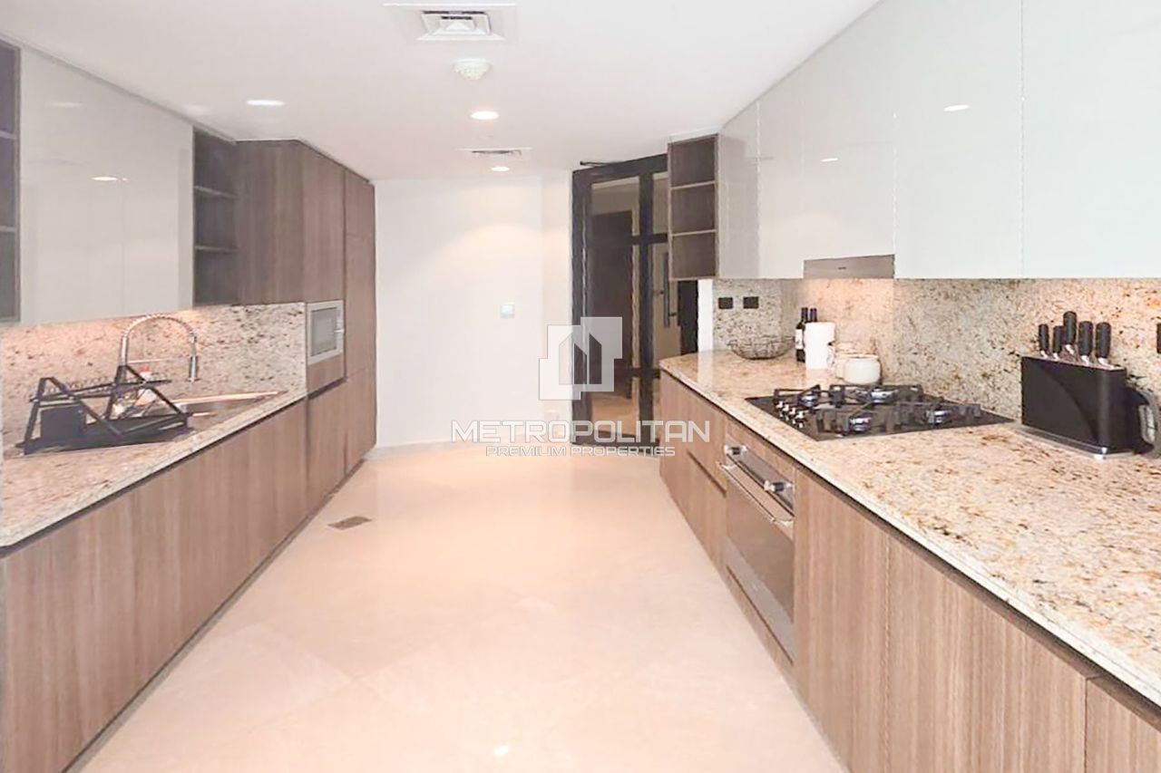 Apartment in Dubai, UAE, 139 m² - picture 2