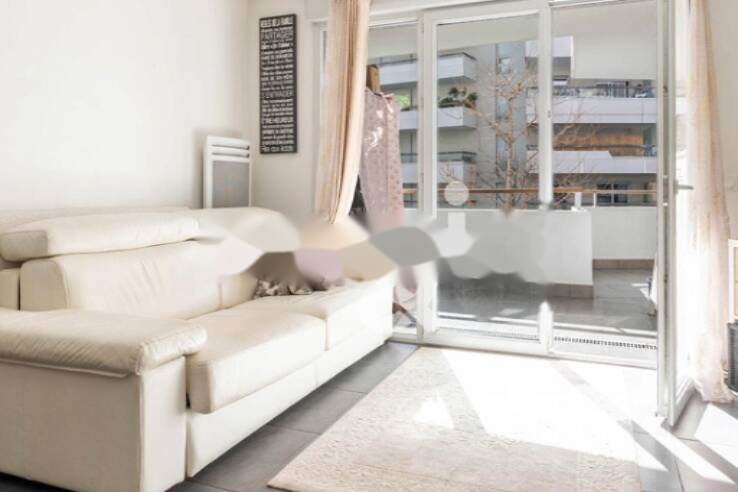 Flat in Cannes, France, 43 m² - picture 1