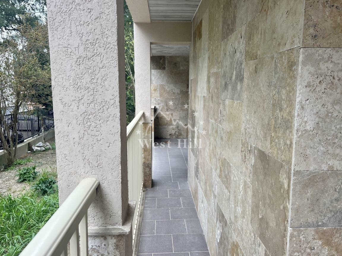 House in Bar, Montenegro, 155 m² - picture 7