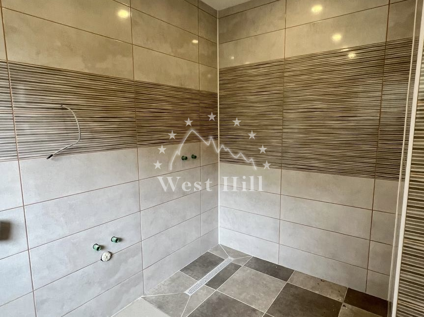 House in Bar, Montenegro, 155 m² - picture 16