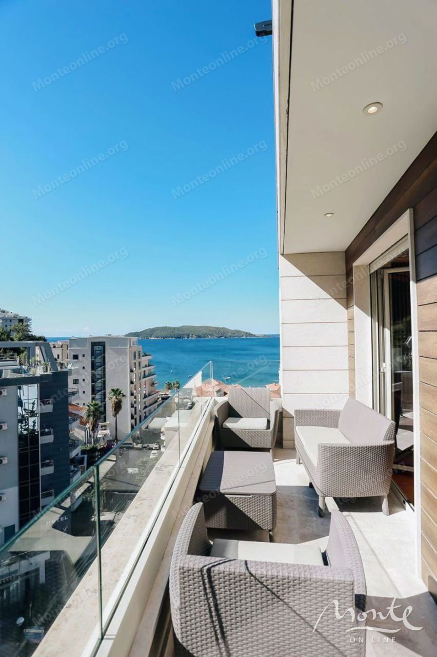 Apartment in Rafailovici, Montenegro, 220 m² - picture 7