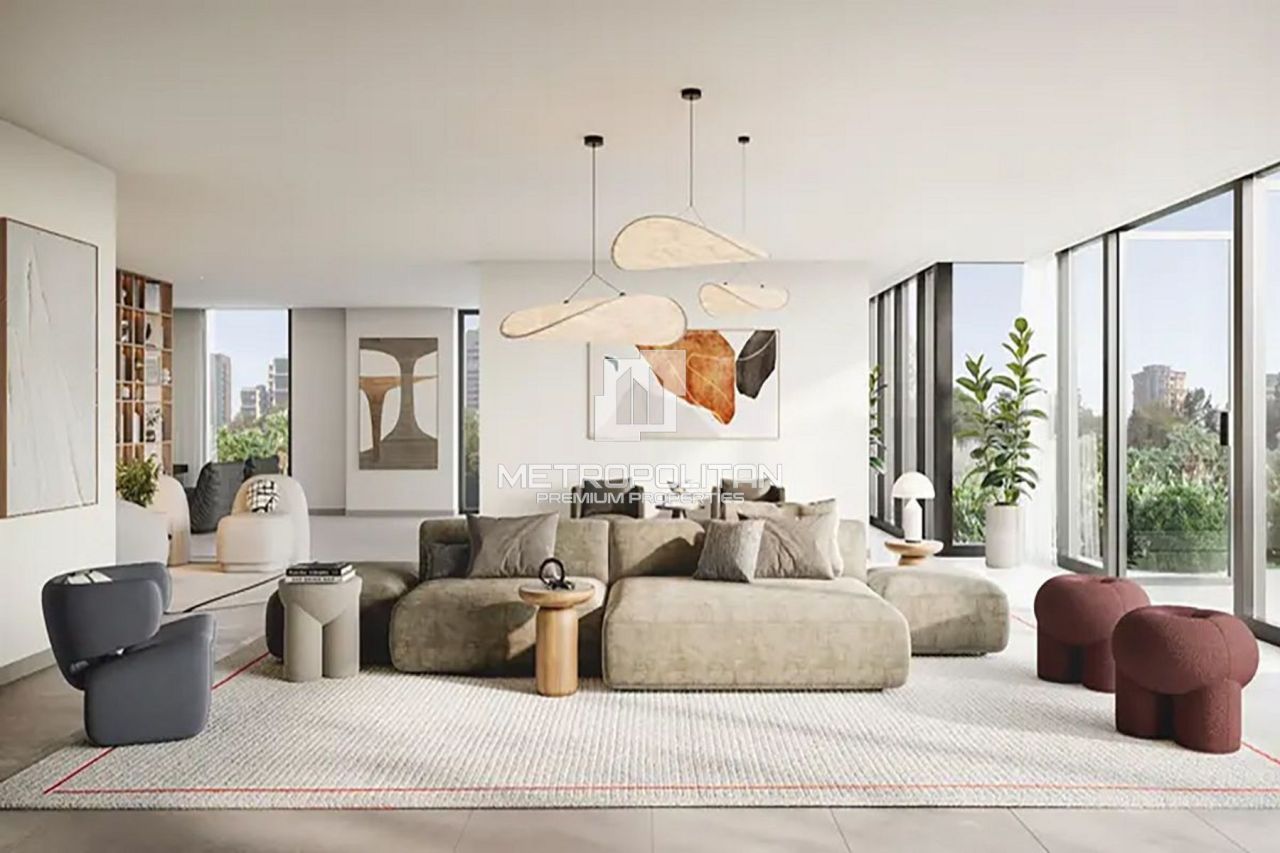 Apartment in Dubai, UAE, 68 m² - picture 2