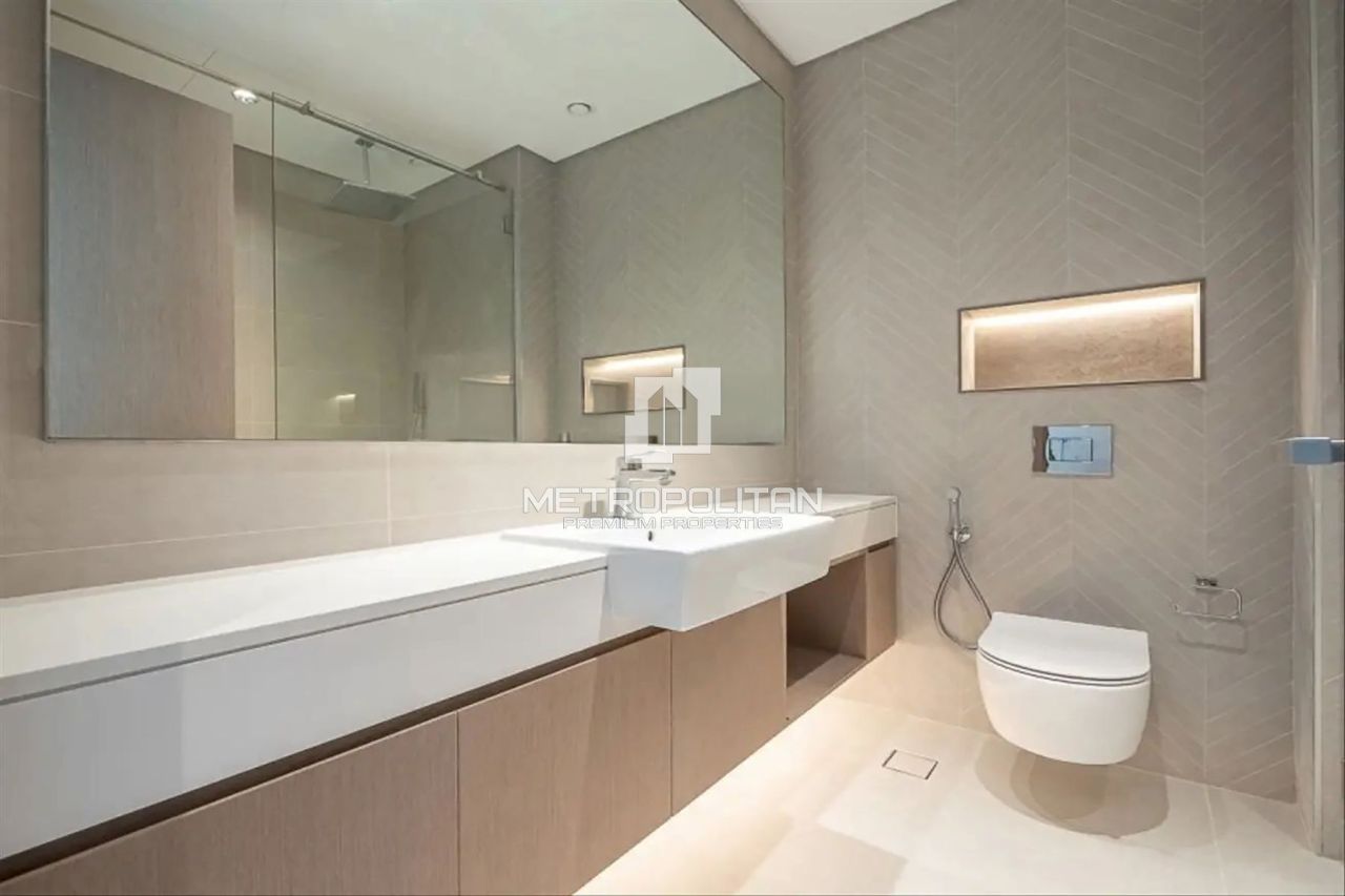 Apartment in Dubai, UAE, 224 m² - picture 14