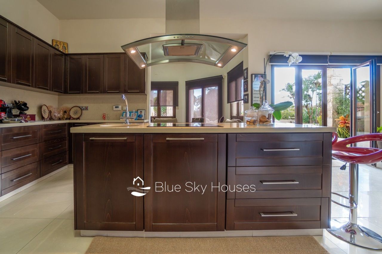 Villa a Limassol, Cipro, 316 m² - foto 12