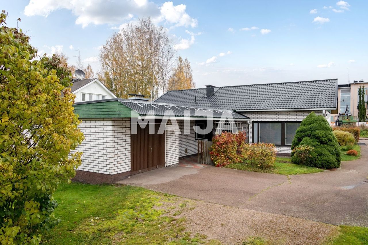 Casa en Hamina, Finlandia, 118 m² - imagen 1