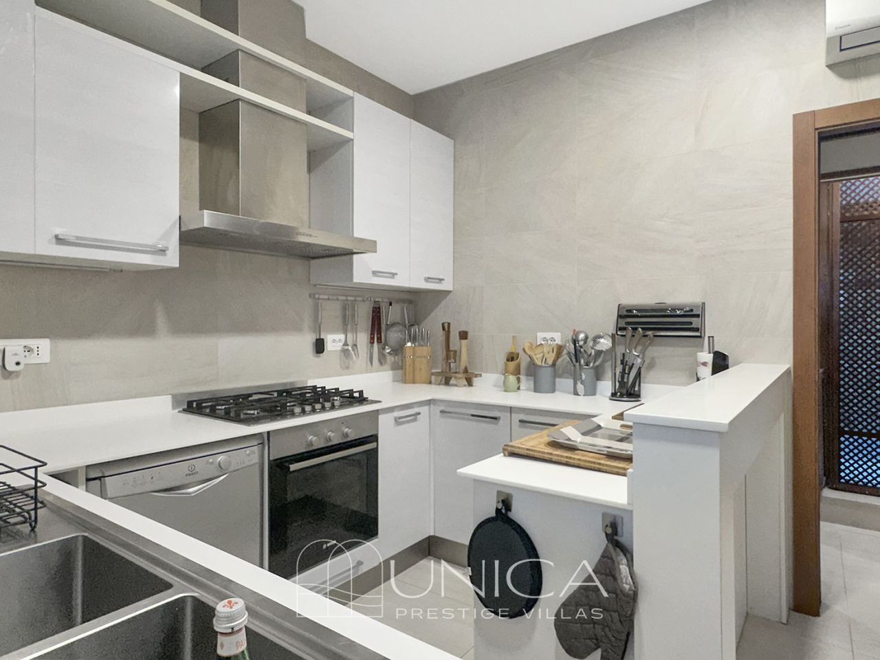 Villa à Castiglione della Pescaia, Italie, 400 m² - image 12