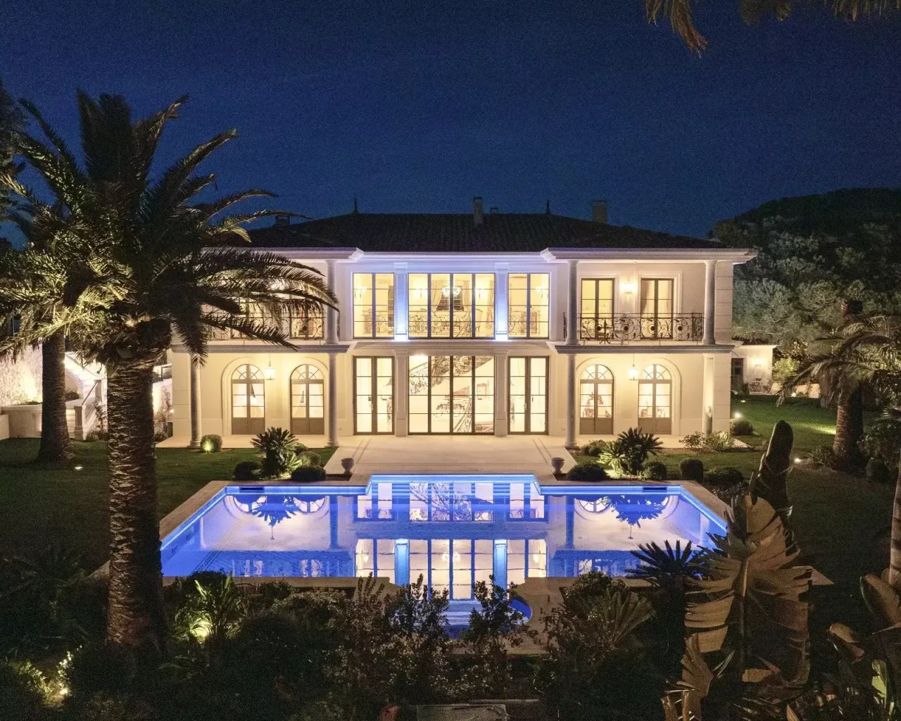Villa a Cannes, Francia, 900 m² - foto 3
