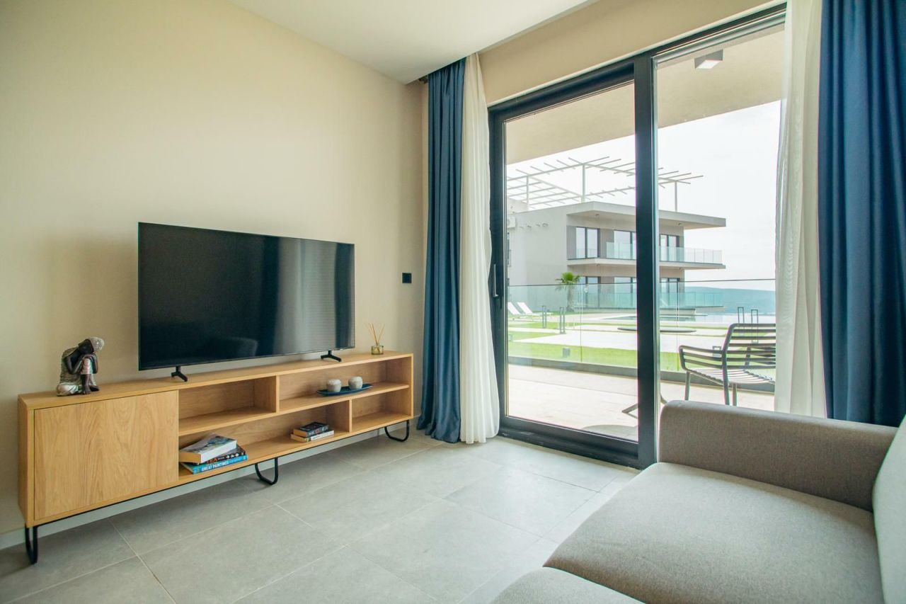 Flat in Kavac, Montenegro, 71 m² - picture 7