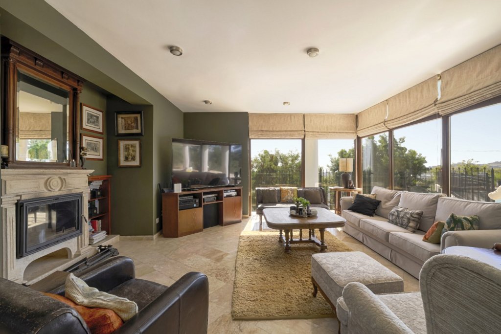 Appartamento a Limassol, Cipro, 689 m² - foto 1