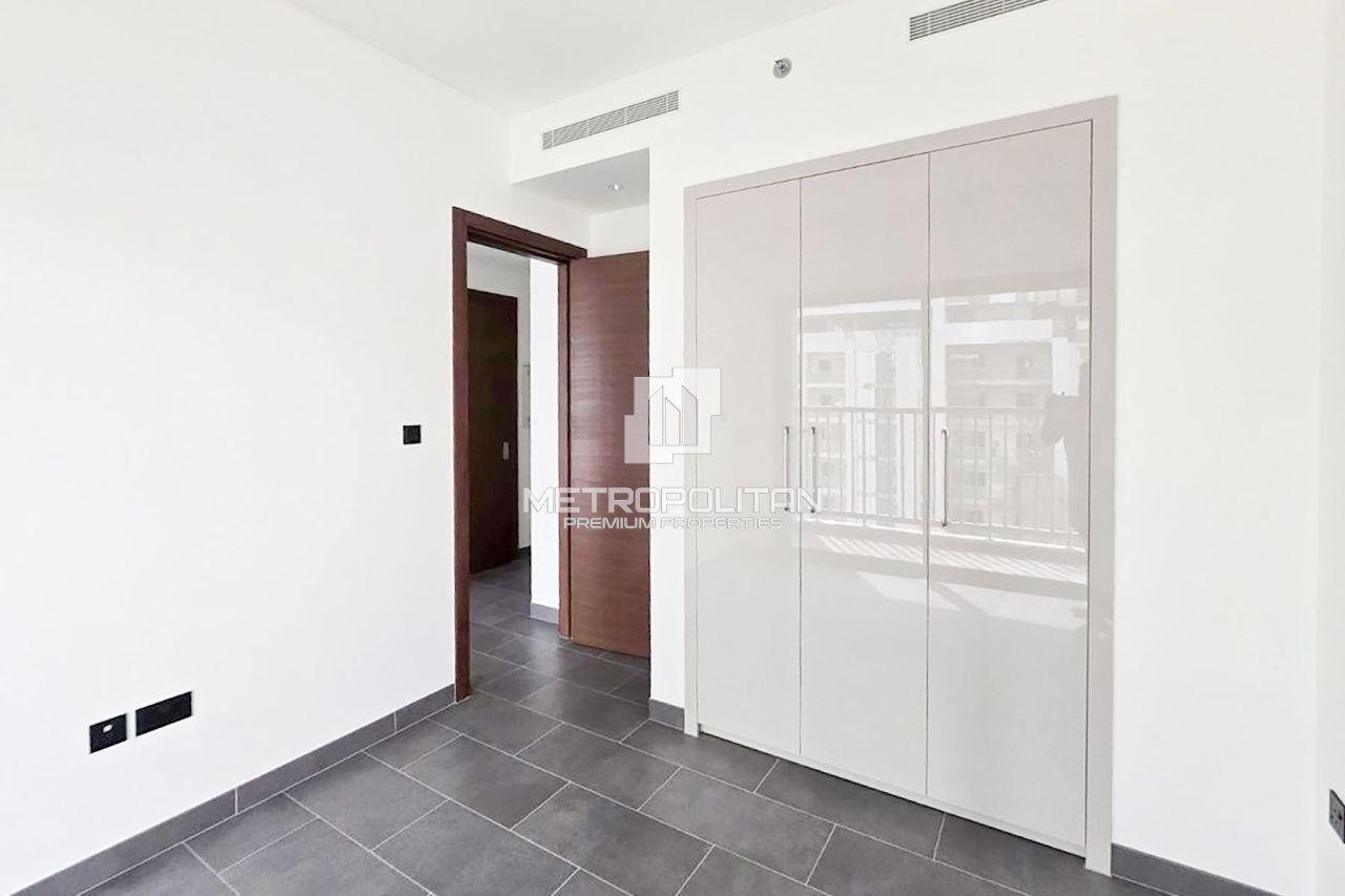 Apartment in Dubai, UAE, 48 m² - picture 6