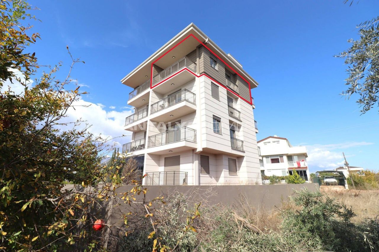 Penthouse in Antalya, Turkey, 59 m² - picture 1