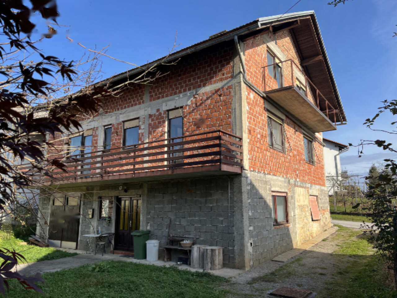 Casa en Cerknica, Eslovenia, 170 m² - imagen 1