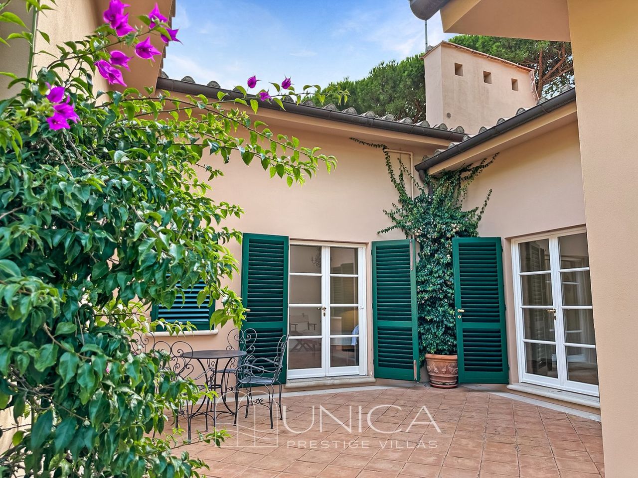 Villa in Castiglione della Pescaia, Italy, 450 m² - picture 6