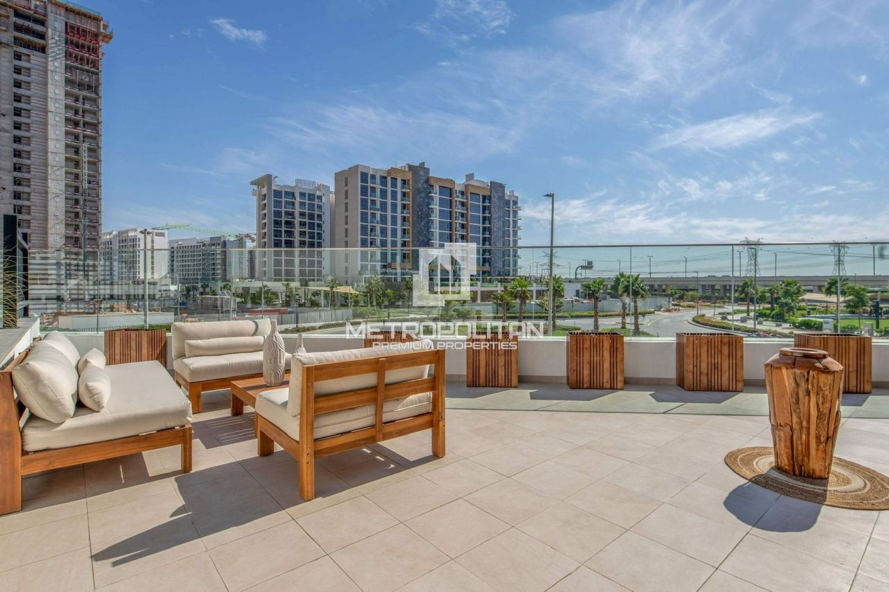 Apartment in Dubai, UAE, 199 m² - picture 16