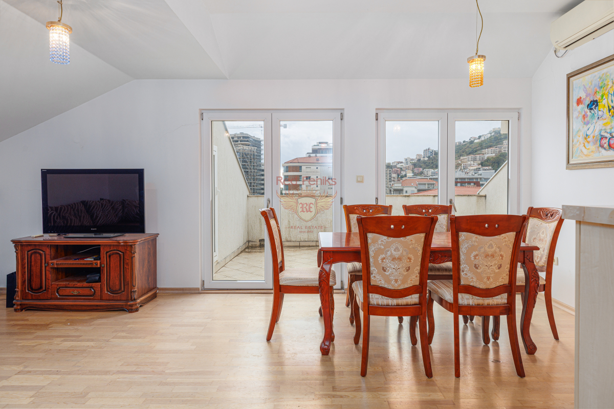 Appartamento a Budva, Montenegro, 76 m² - foto 1