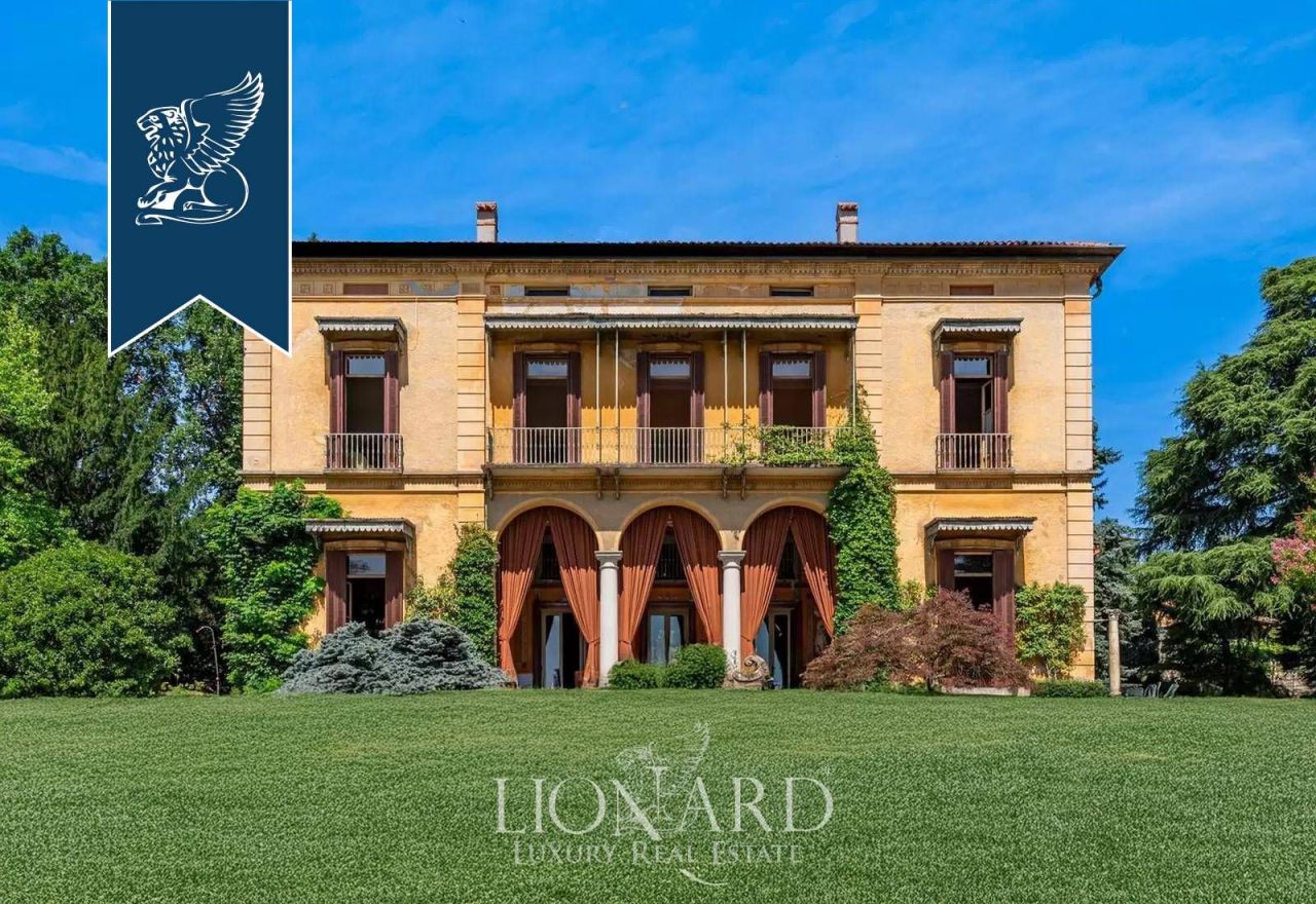 Villa a Como, Italia, 750 m² - foto 1