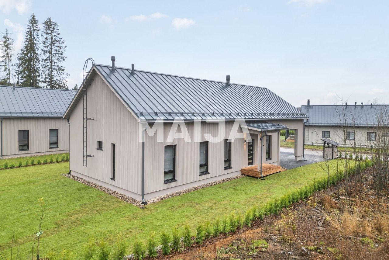 Casa en Tuusula, Finlandia, 119 m² - imagen 1