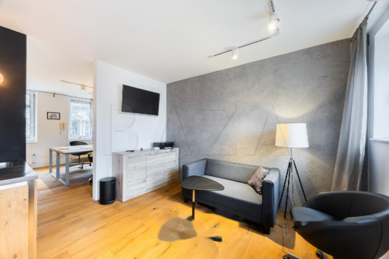 Bureau à Ljubljana, Slovénie, 29 m² - image 1